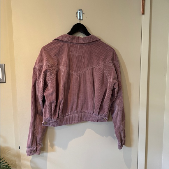 American Eagle Corduroy Pink cropped jacket size small - Picture 2 of 6